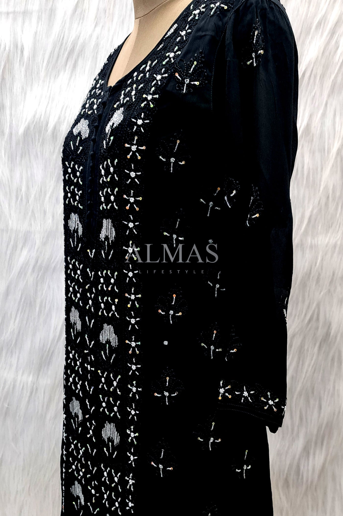 Elif Lucknowi Chikankari Viscose Panel Kurti